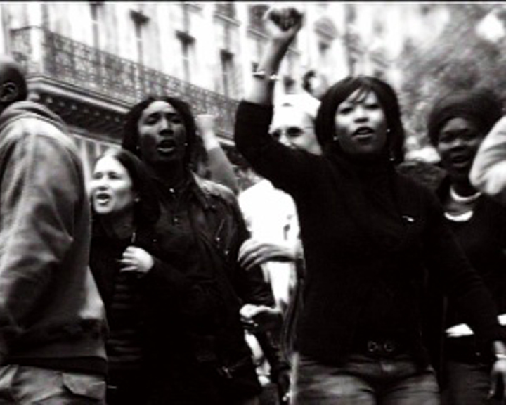 NPSVN-Révolte-jeune-femme2