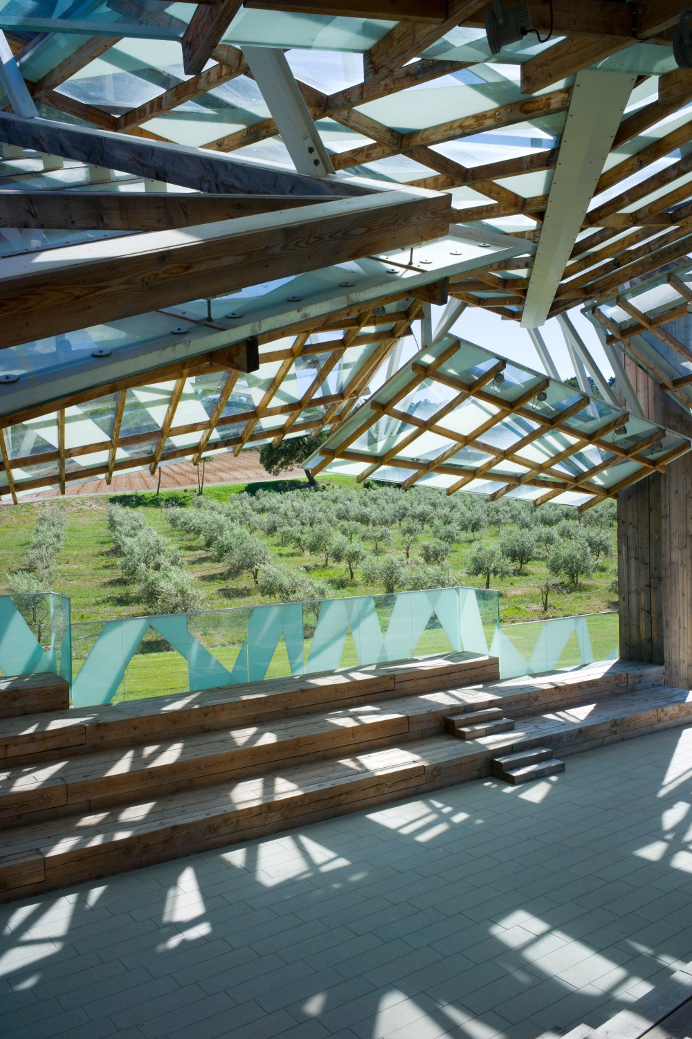 Frank O. Gehry, Pavillon de Musique (Intérieur), 2008 © Gehry Partners et Château La Coste 2015. Photograph © Andrew Pattman 2015