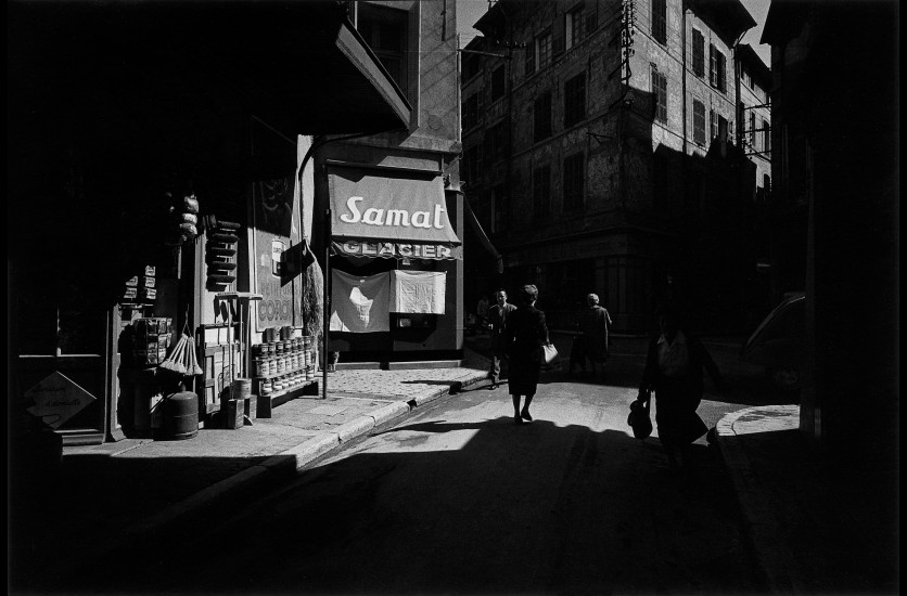 hc051-tt-width-836-height-550-fill-1-bgcolor-000000