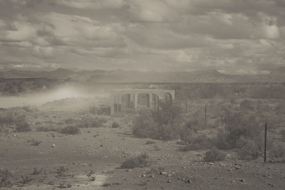 Echos de la poussiere et de la fracturation