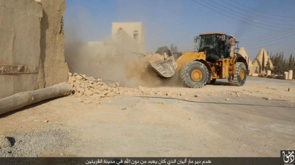 Destruction-par-les-terroristes-de-Daech-du-monastère-de-Mar-Elian-en-Syrie-2