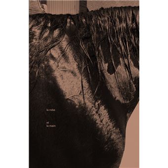 La-robe-et-la-main