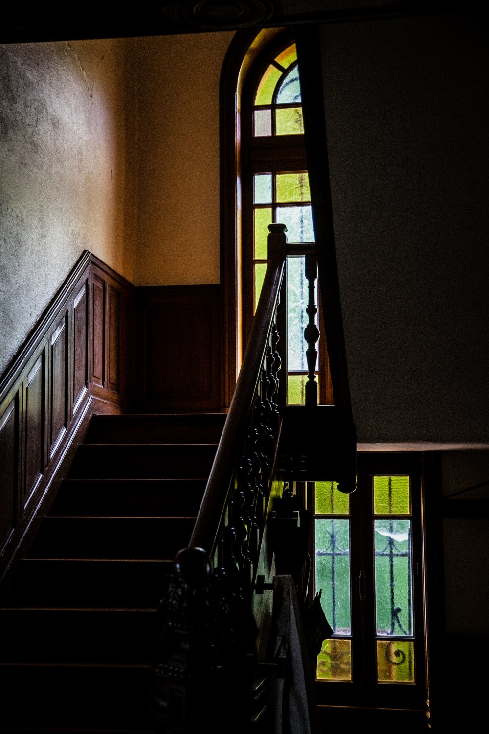 Les Bras...-13 escalier