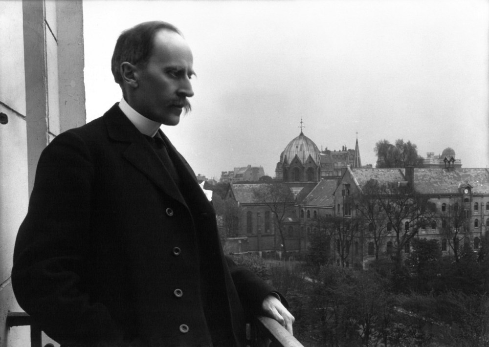 romain_rolland_au_balcon_meurisse_1914-1280x909