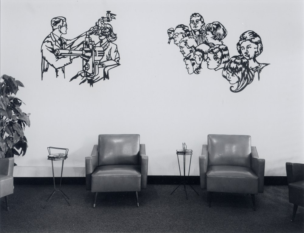 12 - LC - Waiting Room Quebec City