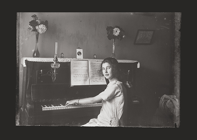 pole-image-rural_mme-yvonne_filigranes_print29