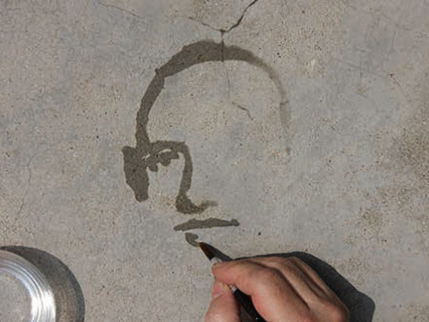 Oscar-Munoz-Re-slash-trato-Portrait-slash-Je-reessaie-2004-Projection-video-4-slash-3-couleur