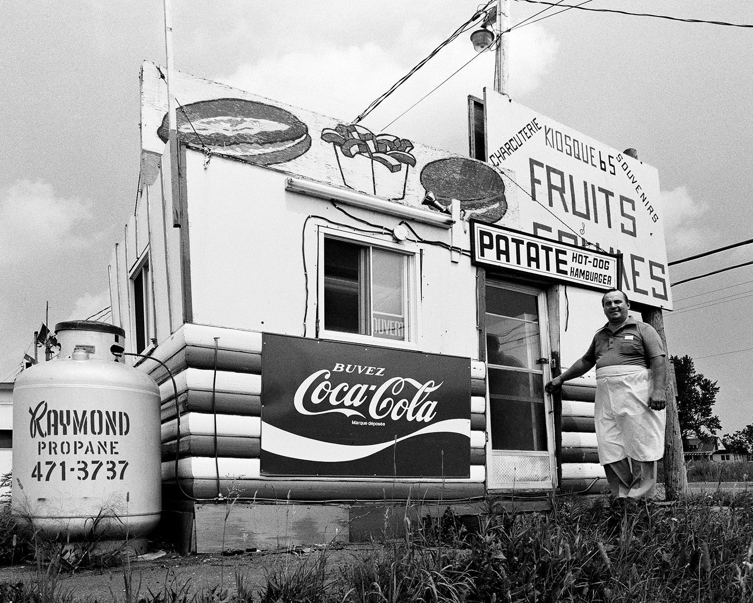 "Picnic Snack-bar", route 335, Sainte-Anne-des-Plaines, Province
