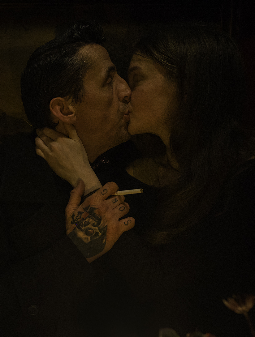 Keith kissing Caroline intime 2020 ©magnus cederrlund