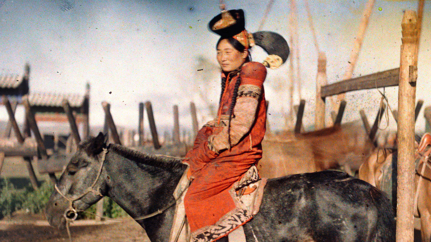 Femme-Mongolie-Autochrome-1913_1_1399_787