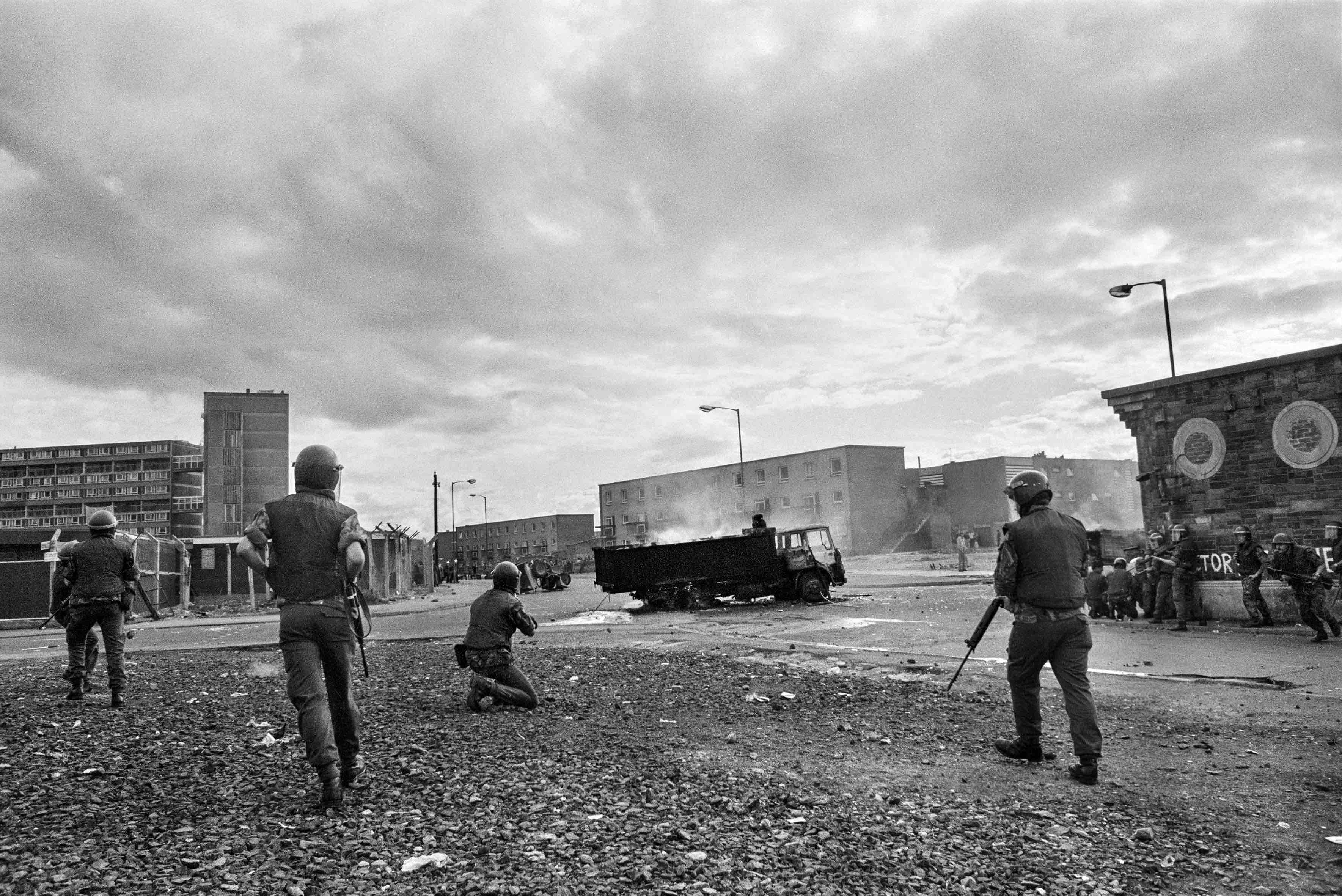 p 48 49 Bataille Bogside