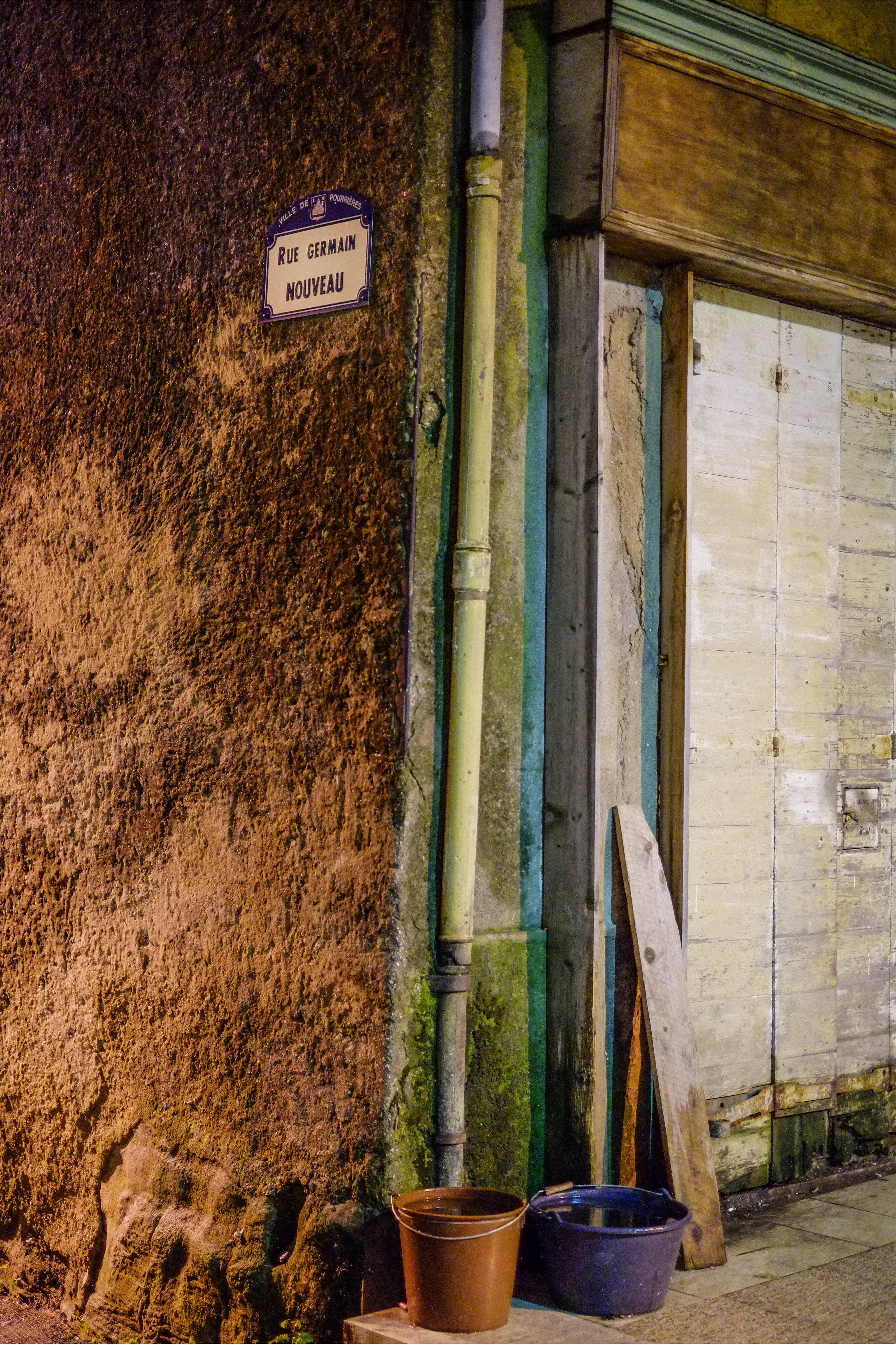 Rue Germain Nouveau, Pourrières