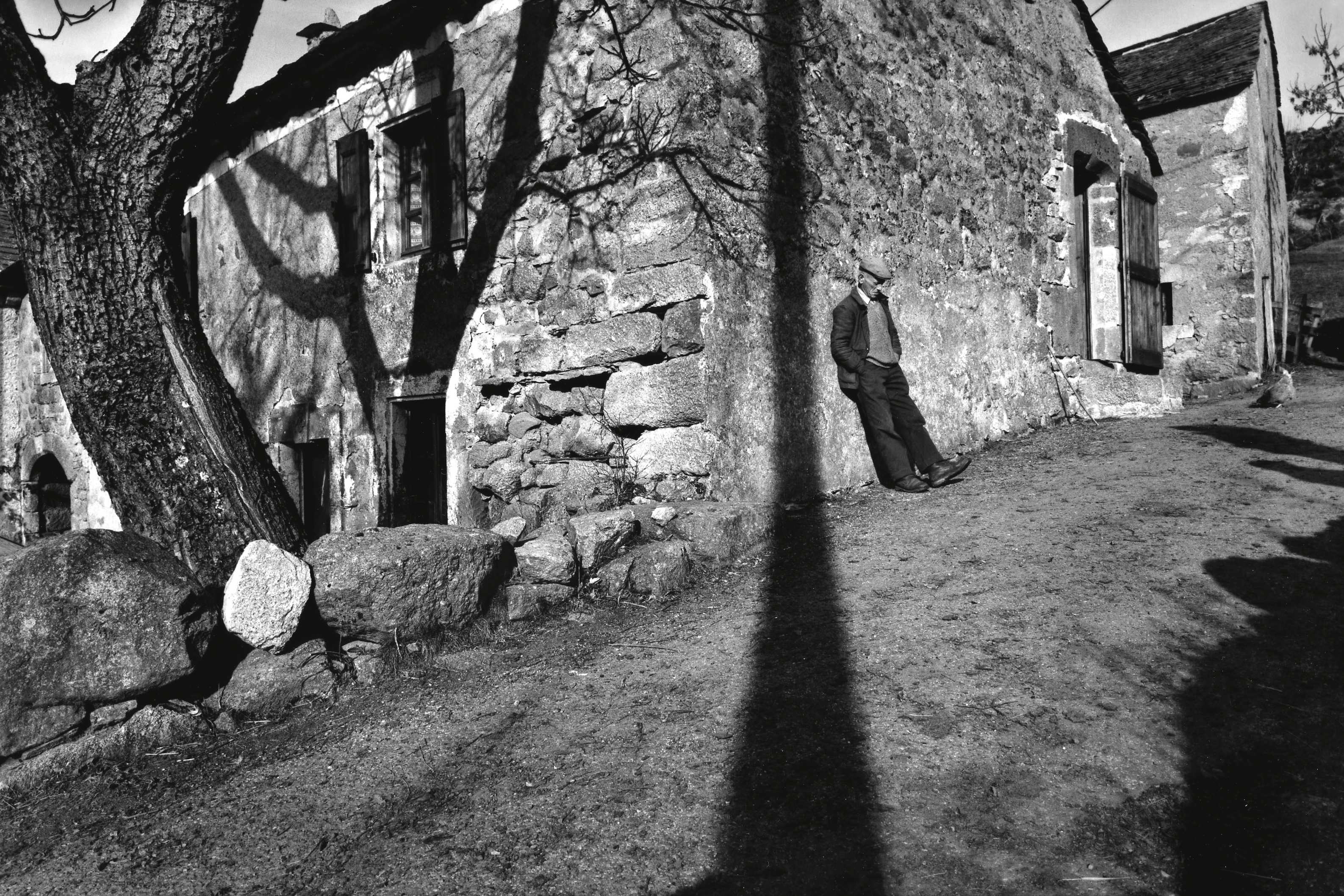 83-84 DER1993002W00073-06