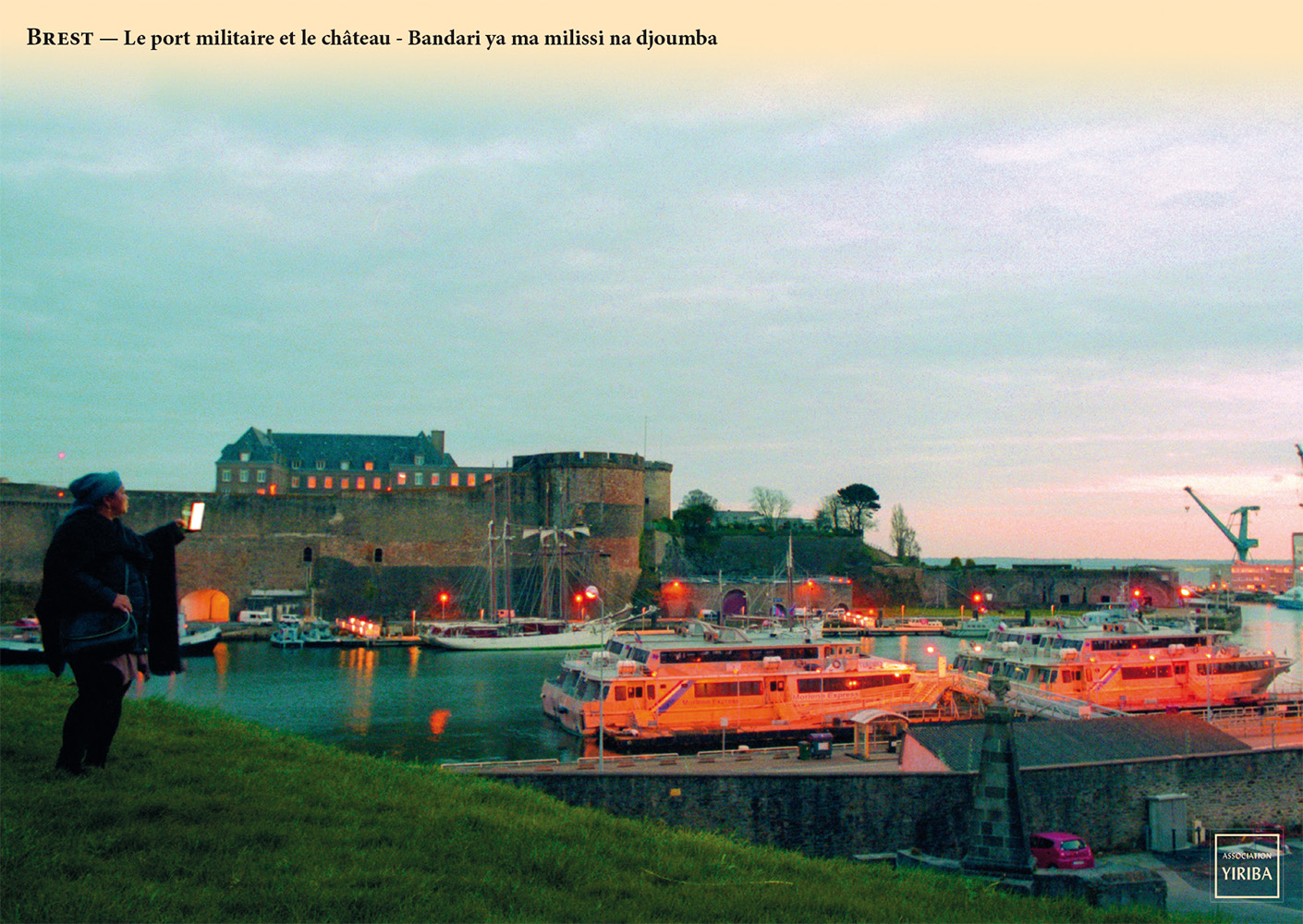 MES CHERS PARENTS•cartes payantes_v4.indd