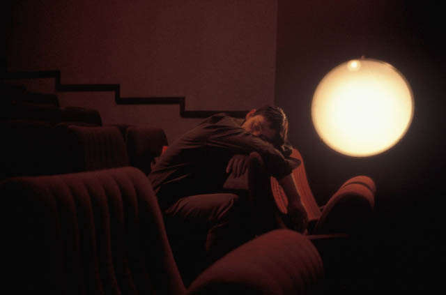 DM-Jeune-Homme-Cinema-copie