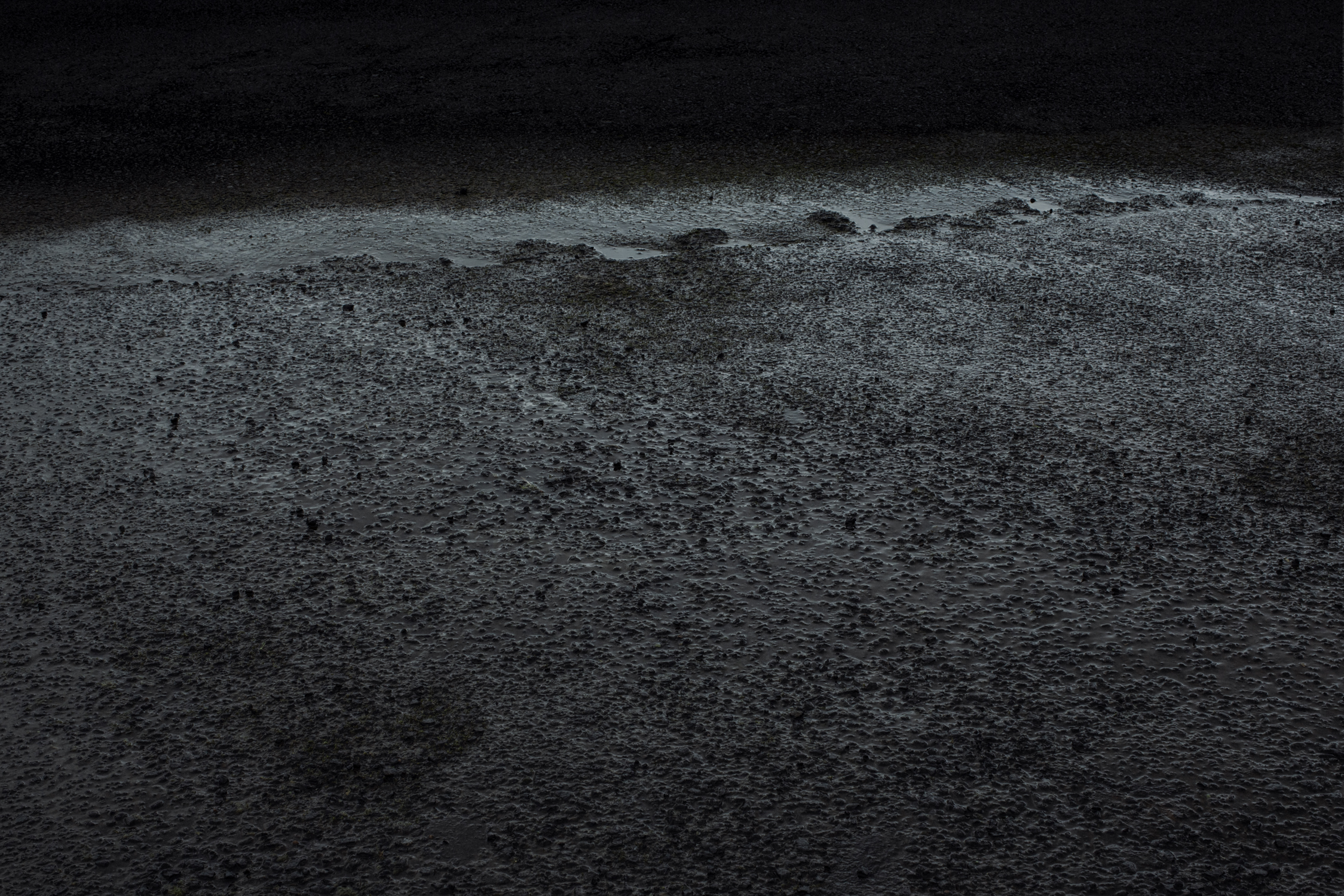 Ligne de faille, 2022, impression pigmentaire sur papier baryté, encadré, verre musée, 113 x 150 cm, Ed. 3 + 2 EA