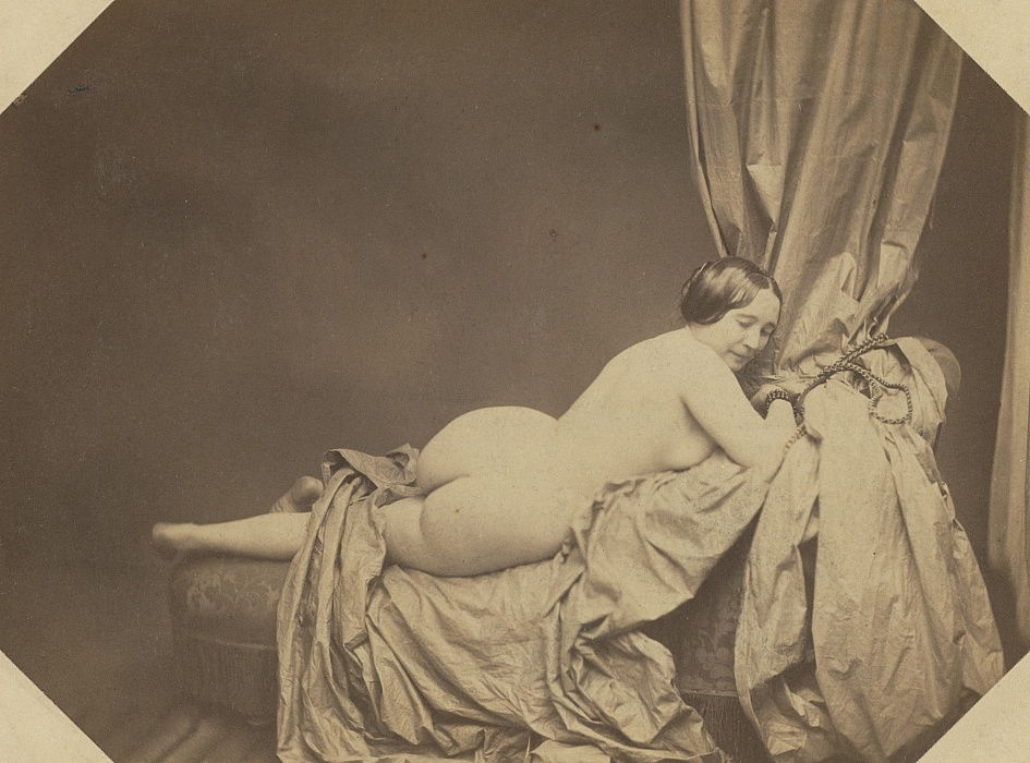 Auguste_Belloc_-_Academic_Nude_Reclining_on_a_Sofa_c_1855_-_(MeisterDrucke-845120)